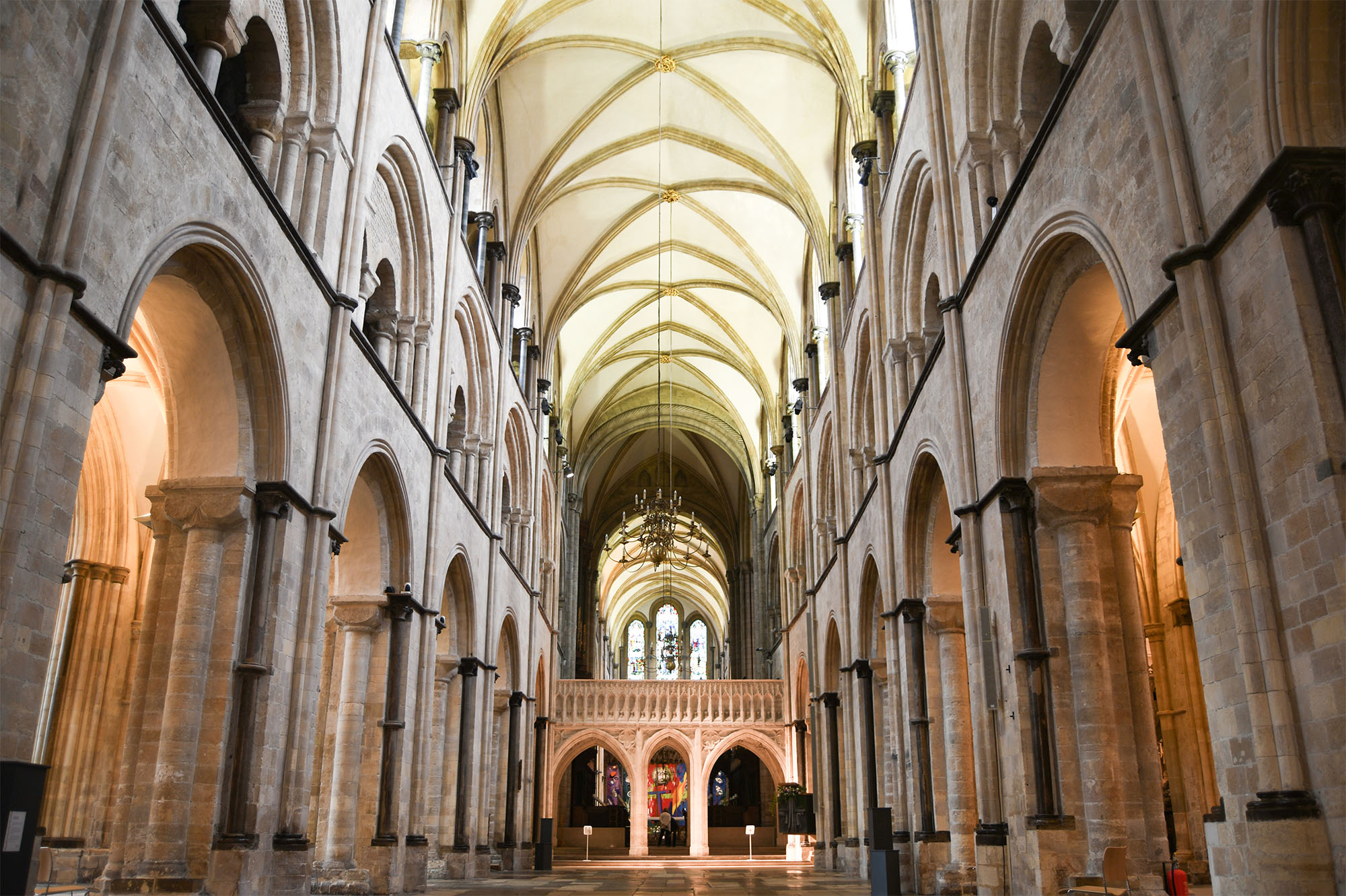 chichester nave looking east